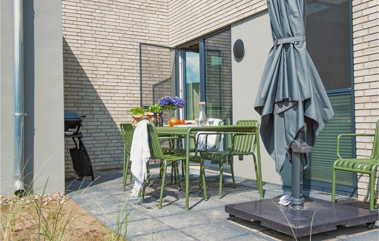 Awesome Home In Lembruch-Duemmer See With Kitchen Екстериор снимка